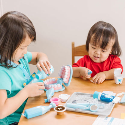 Melissa & Doug Kit de dentista Super Smile para crianças, brinquedos de dramatização para meninas de 3 anos ou mais | Brinquedos de dentista para crianças | Brinquedos educativos para meninos de 3 anos | Crianças