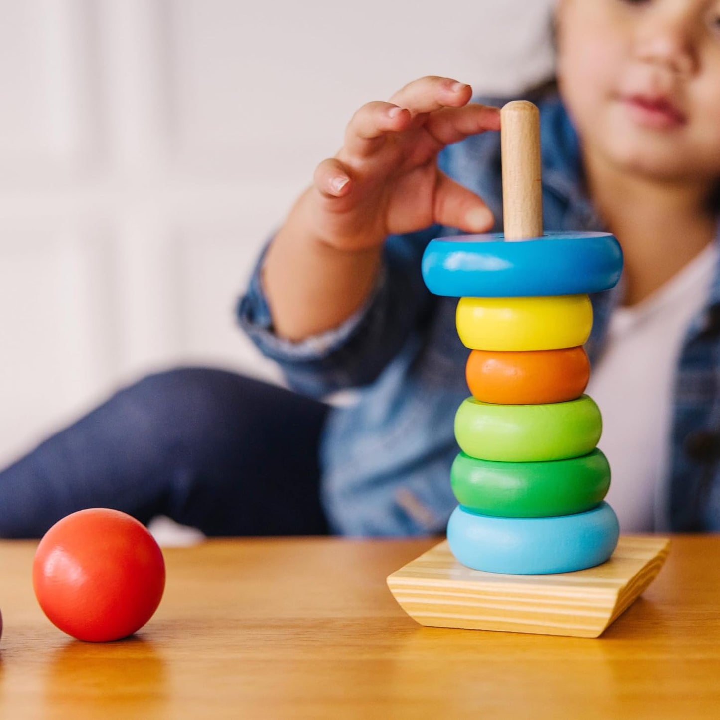 Melissa & Doug Rainbow Stacker | Brinquedo de Desenvolvimento | Habilidades Motoras | Resolução de problemas | 18 meses | Presente para menino ou menina