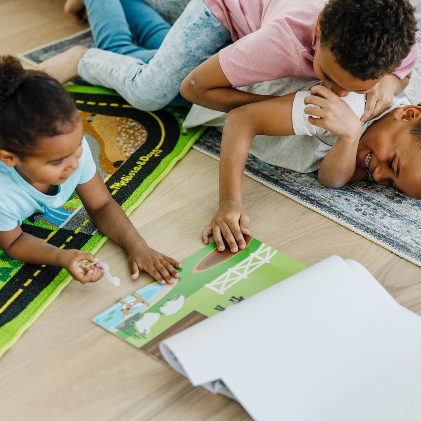 Melissa & Doug Livros de adesivos reutilizáveis para crianças a partir de 3 anos, livro de adesivos de habitats e natureza, atividades de avião para crianças, pacotes de atividades de viagem para crianças