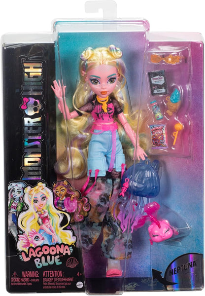 Monster High Boneca Lagoona Blue em camiseta de malha e calça cargo, inclui Pet Fish Neptuna e acessórios como mochila, lanche e caderno