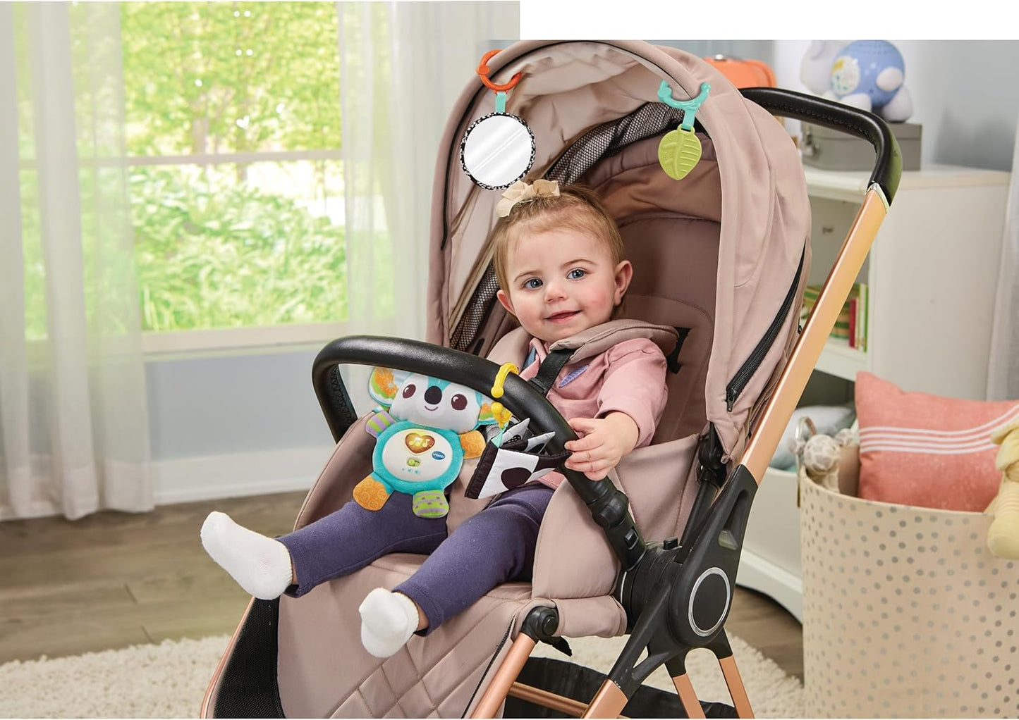 VTech Tapete de brincar Baby Koala Cuddles, tapete de brincar macio para brincadeiras sensoriais, 5 acessórios incluindo mordedor e chocalho, efeitos sonoros e frases divertidas, brinquedo para bebês de 0, 3, 6, 12 meses ou mais, versão em inglês