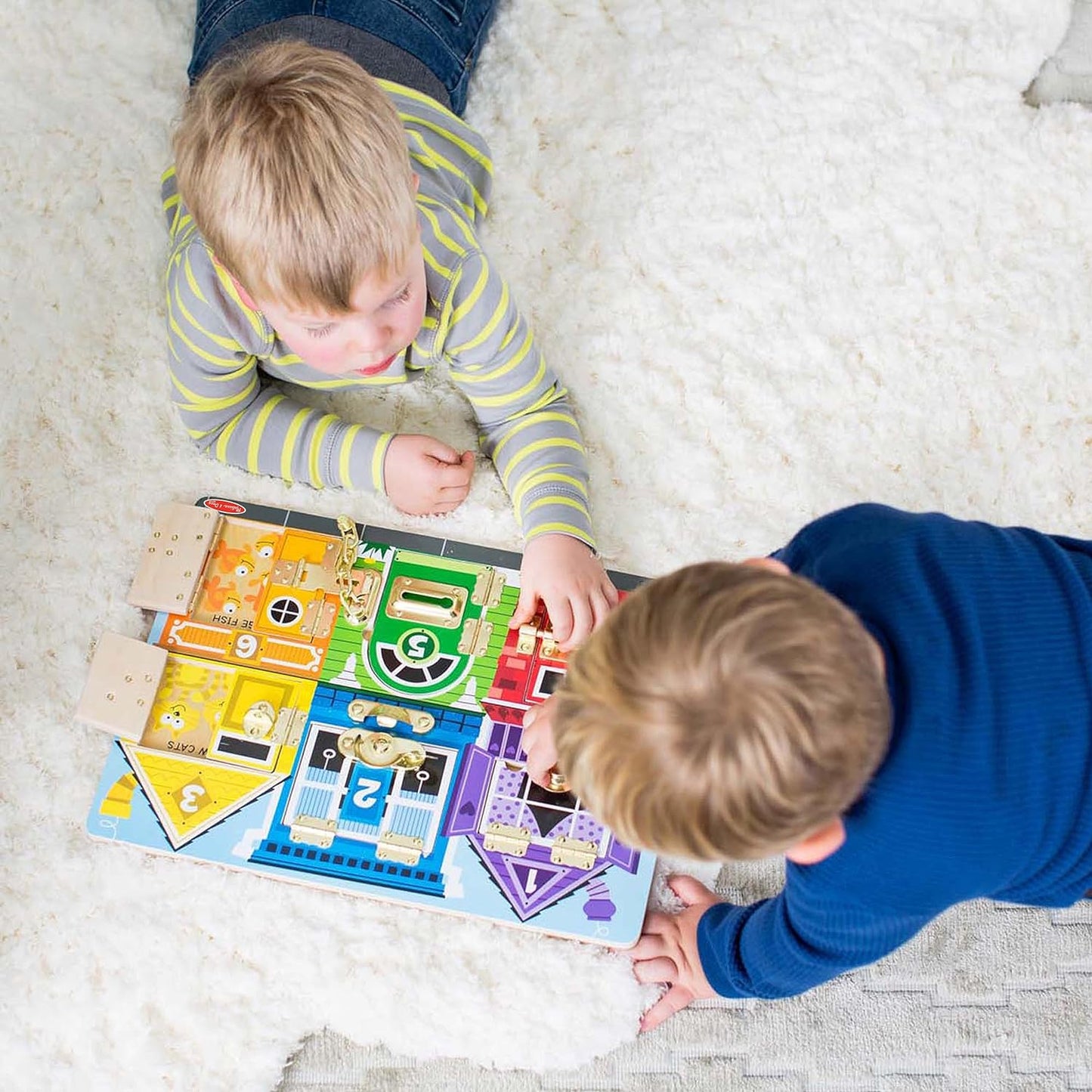 ¡Las pistas de Melissa y Doug Blue y tú! Tablero de actividades de madera con tarjetas de consejos | Paquete de tablero de actividades para niños | Juego de desarrollo | 3+ | Regalos para niño o niña