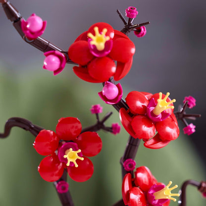 LEGO Conjunto de construção de flores em flor de ameixa LEGO Icons, kit de modelo de planta falsa para adultos construir, peça de exibição de decoração de escritório doméstico, presente de coleção botânica para mulheres, homens,