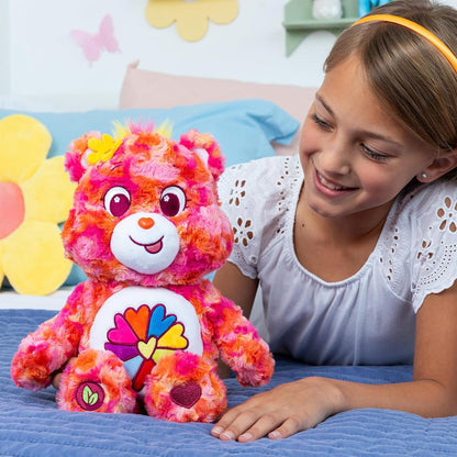 Care Bears, Flower Power Bear 35cm Peluche mediano, Respetuoso con el medio ambiente, Peluches coleccionables para niños, Peluches para niñas y niños, Lindos peluches adecuados para niñas y niños a partir de 4 años