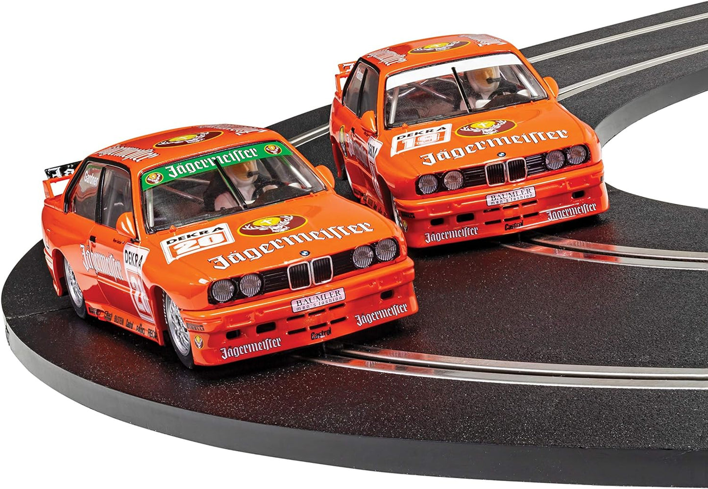 Scalextric C4110A BMW E30 M3 - Carro de turismo Team Jagermeister Twin Pack