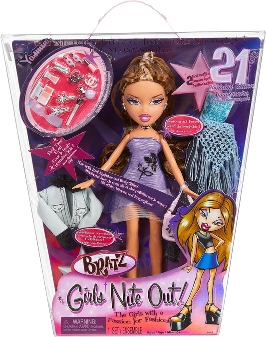 Bratz Boneca de moda de edição especial de 21º aniversário - YASMIN - Inclui 2 roupas de moda, 2 pares de sapatos, bolsa e acessórios glamorosos - Relançamento favorito dos fãs - Para crianças e colecionadores a partir de 4 anos