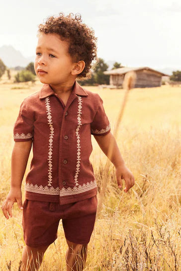 |Boy| Conjunto De Camisa e Shorts Com Estampa de manga curta marrom ferrugem (3 meses a 7 anos)