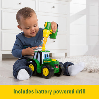 Tomy John Deere construye un tractor Johnny