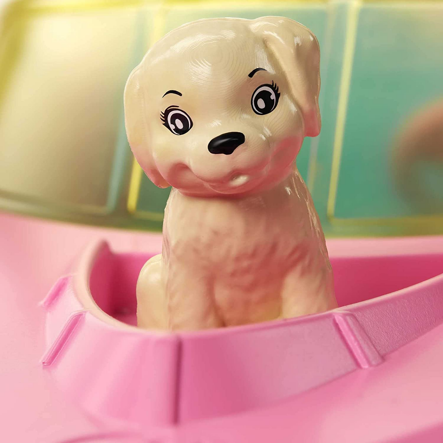 Barbie  Barco com cachorro e acessórios temáticos, cabe 3 bonecas, flutua na água, ótimo presente para crianças de 3 a 7 anos, GRG29