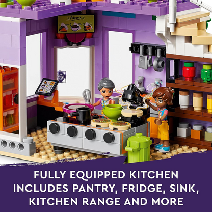 LEGO 41747 Conjunto de cozinha comunitária Friends Heartlake City com acessórios de cozinha de brinquedo, 3 minibonecas e figura de gato Pet Churro, pode ser combinado com o centro comunitário (41748)