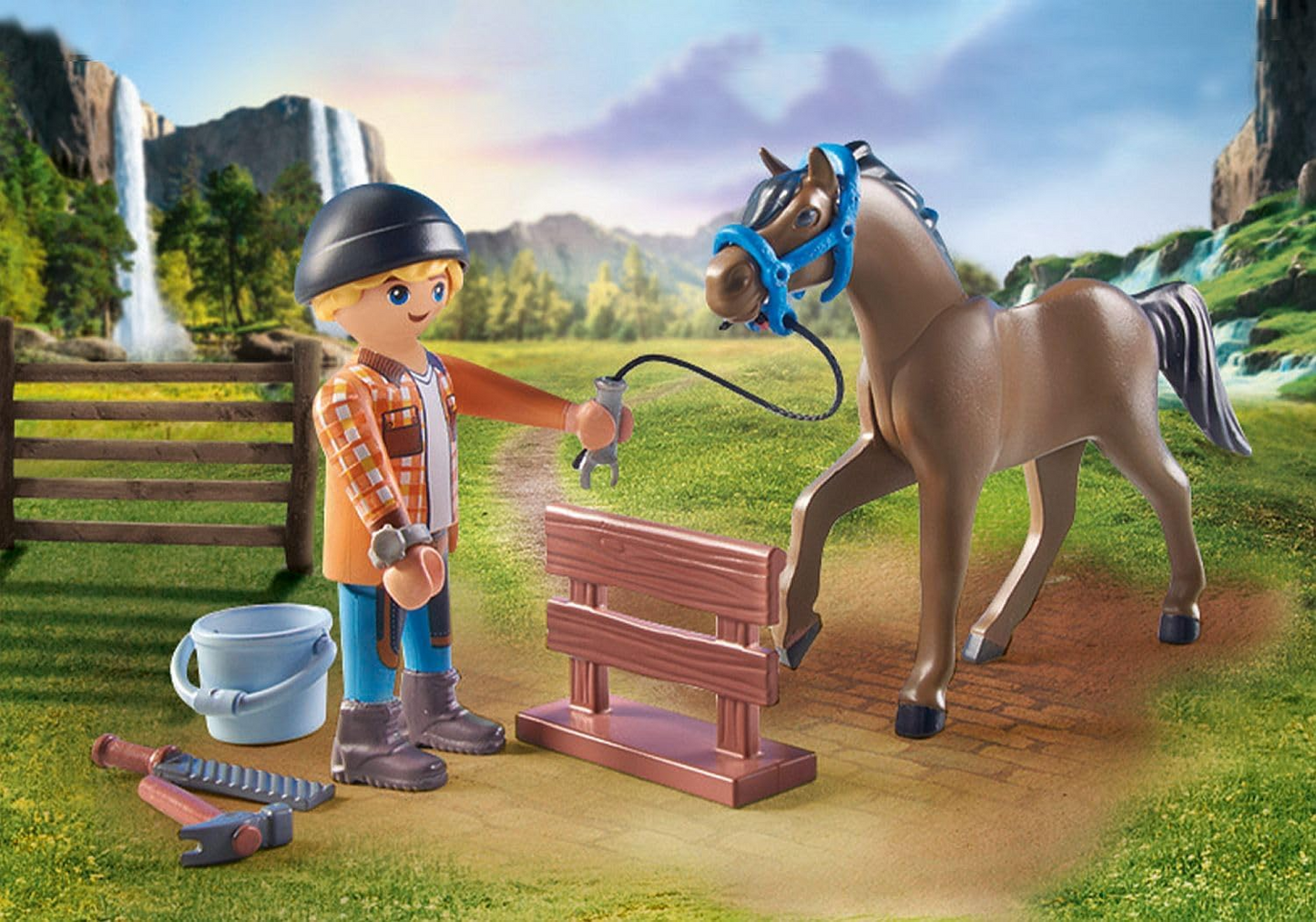 Playmobil  71357 Cavalos da Cachoeira - Farrier Ben e Aquiles, cuidados interativos com cavalos no Waterfall Ranch, encenação divertida e imaginativa, conjuntos de jogos sustentáveis adequados para crianças a partir de 5 anos