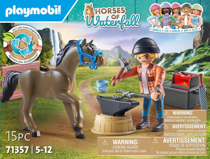 Playmobil  71357 Cavalos da Cachoeira - Farrier Ben e Aquiles, cuidados interativos com cavalos no Waterfall Ranch, encenação divertida e imaginativa, conjuntos de jogos sustentáveis adequados para crianças a partir de 5 anos