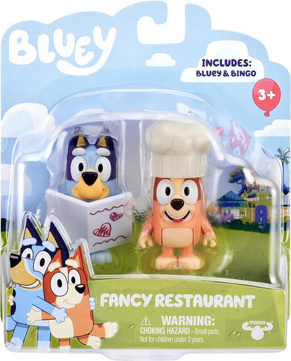 Bluey  Conjunto oficial de personagens colecionáveis do Queens com 2 figuras apresentando Bluey e Bingo com capa Queen Rainbow e acessórios de coroa