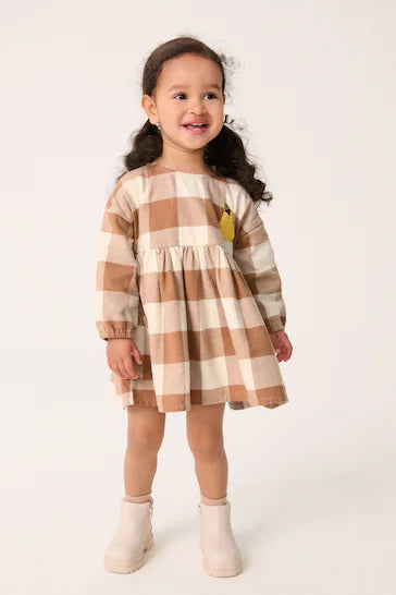 |Girl| Vestido Xadrez Bordado Marrom Canela 100% Algodão (3 meses a 8 anos)