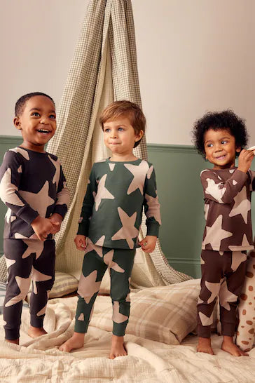 |Niño| Pack de 3 pijamas Snuggle – Estrellas Verde/Crudo/Marrón (9 meses a 10 años)