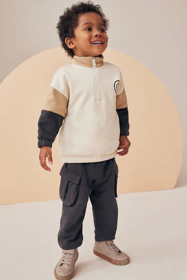 |Boy| Conjunto Utilitário Ecru Colourblock Funnel Com Zíper e Conjunto Jogger (3 meses a 7 anos)