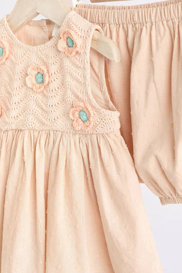 |Niña| Conjunto Vestido y Bloomer Beige con Detalle de Ganchillo para Bebé (0 meses a 2 años)