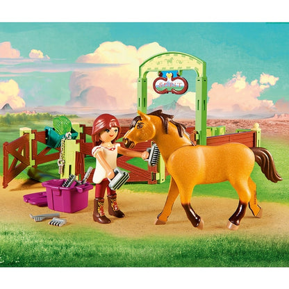 Playmobil - DreamWorks Spirit Riding Free Horse Box Lucky and Spirit