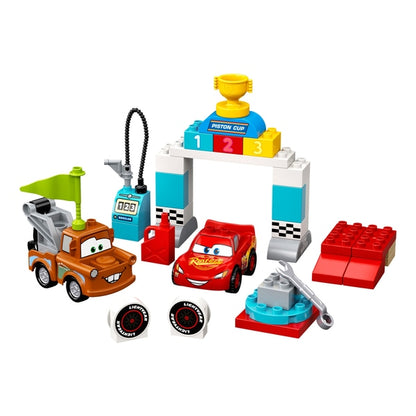 LEGO 10924 Juego del Día de la Carrera de Cars Rayo McQueen 