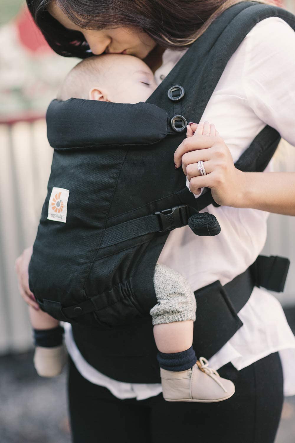 Ergobaby adapt carrier clearance black