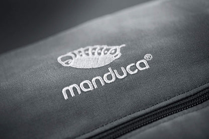 manduca First Baby Carrier > Pure Cotton < Carrinho de bebê ajustável e versátil de recém-nascido a criança (3,5 até 20 kg), 3 posições (frente, quadril e costas), fabricado na Europa (PureCotton, Darkgrey)