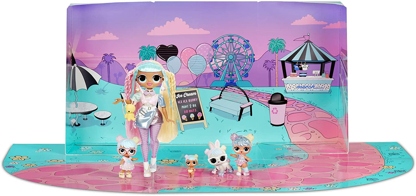 Familia LOL Surprise OMG Bon Bon con más de 45 sorpresas que incluyen Candylicious OMG Doll, Bon Bon, Bling Bon Bon, Lil Bon Bon, Hop Hop, accesorios y juego plegable 