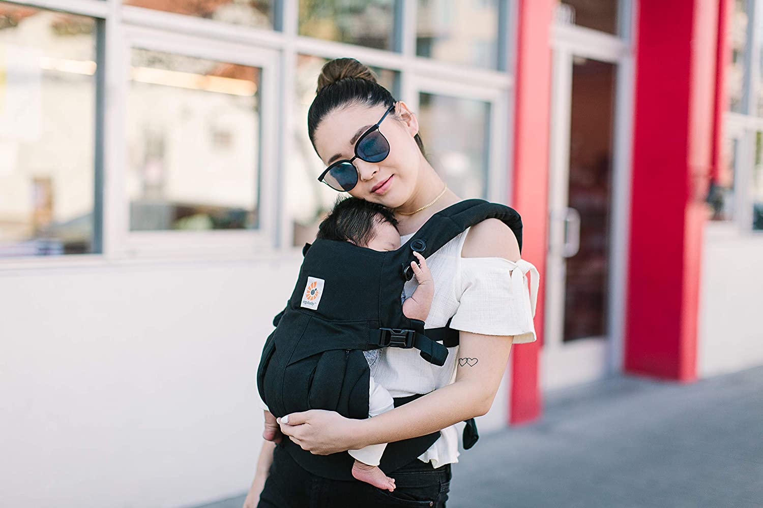 Ergobaby sunglass on sale