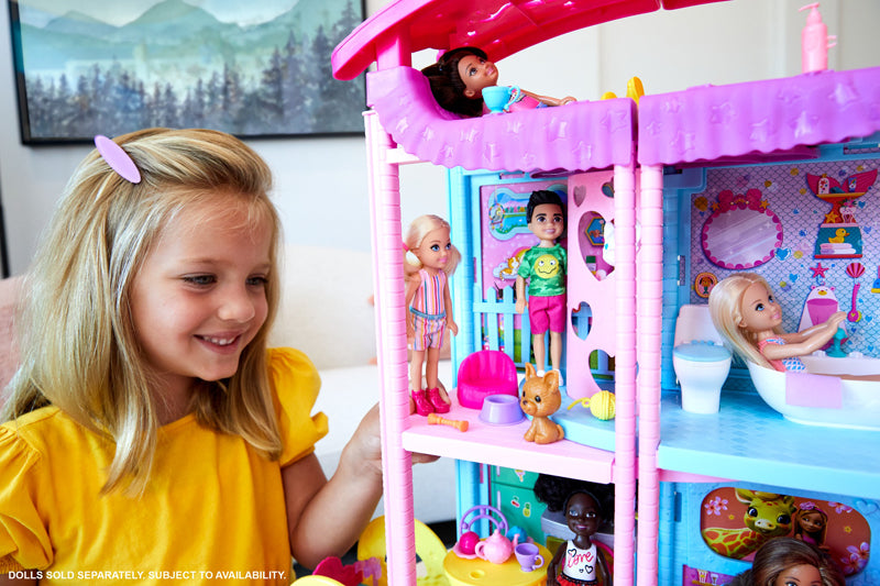 Barbie dreamhouse adventures  Jogando jogos da Barbie Quarto da Chelsea 